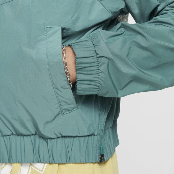 Nike Girls Teal Windbreaker Jacket w/ Mesh Lining & Back Swoosh – Youth M - Picture 10 of 14